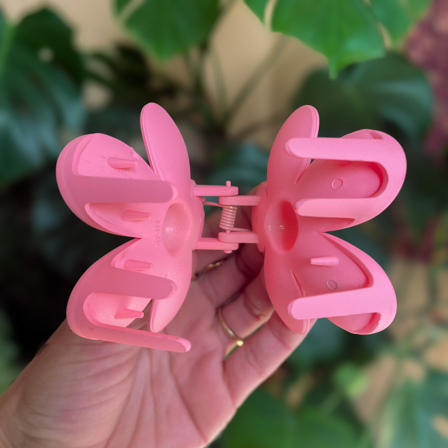 Flower Claw Clip - Pink