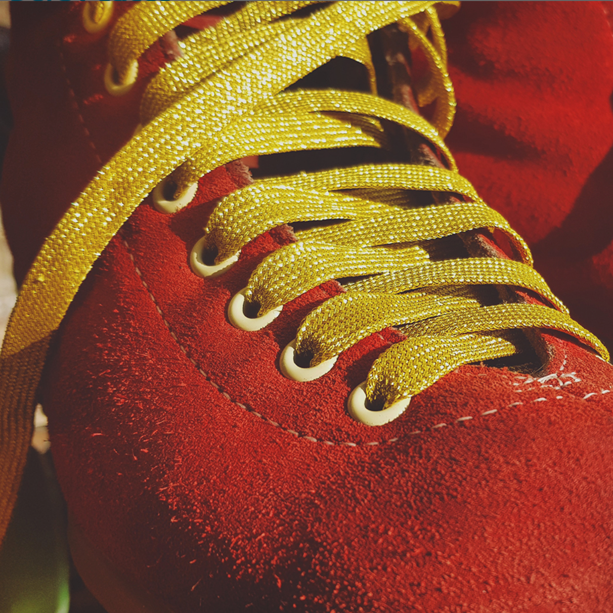 SPARK Derby Laces - Gold Glitter