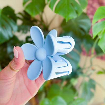 Flower Claw Clip - Light Blue