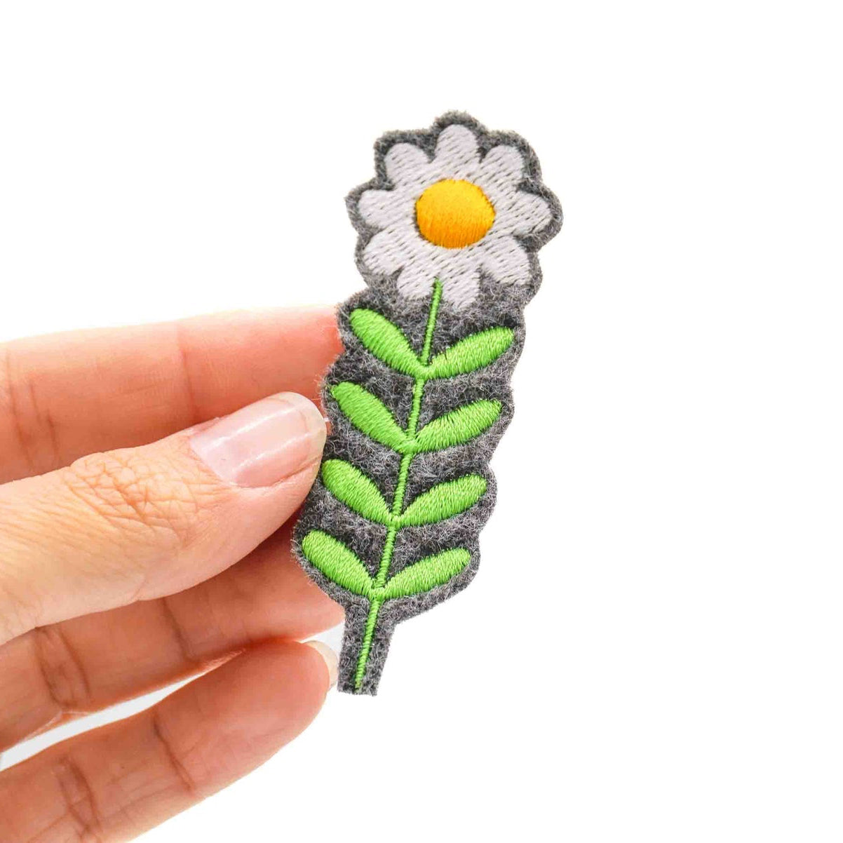 Small Daisy Embroidered Iron-On Patch